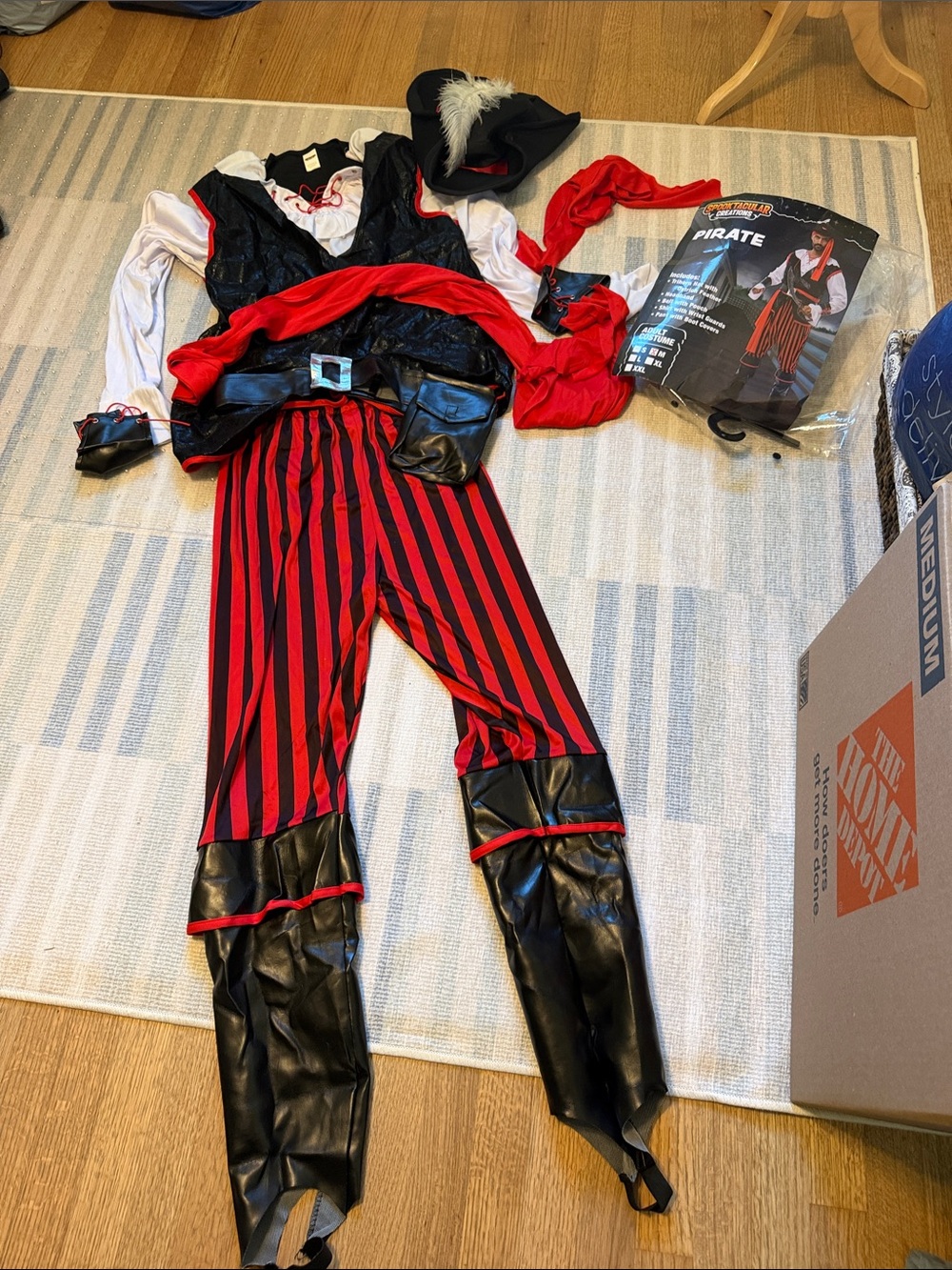 Spooktacular creations pirate costume  adult M  new